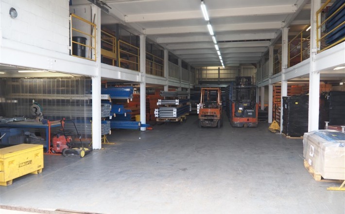 STORAGE EQUIPMENT AND RACKING (RETAIL AND SUPPLY) in East Yorkshire for Sale., East Yorkshire