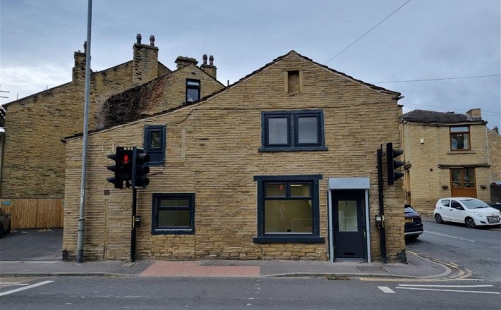 145 Bradford Road, Brighouse